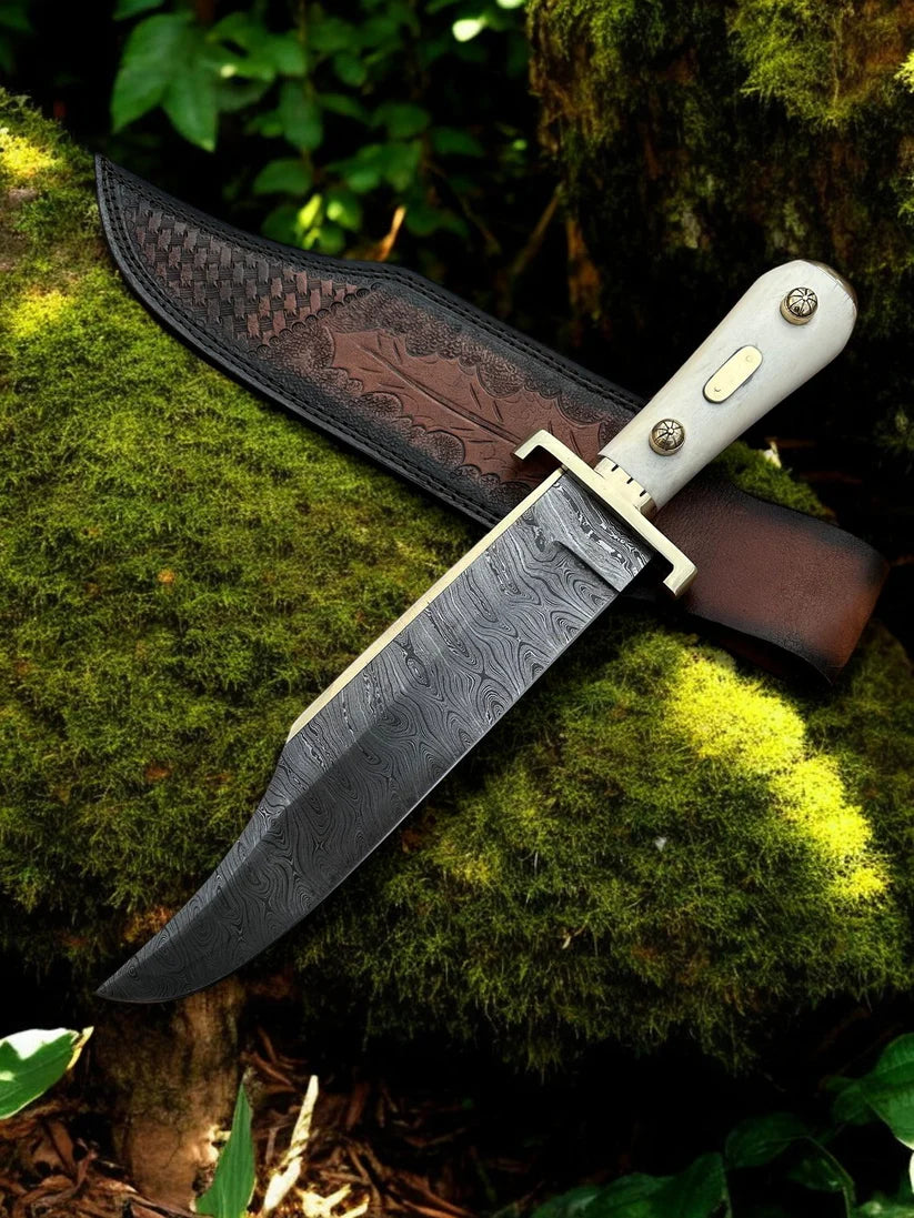 Legendary Western Bowie Knife – Custom Handmade Damascus Steel Blade with Bone Handle